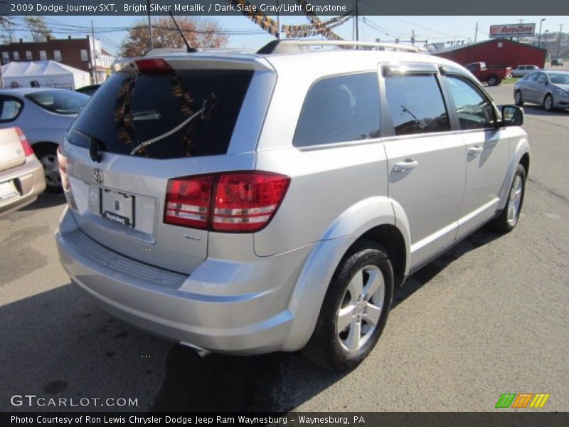Bright Silver Metallic / Dark Slate Gray/Light Graystone 2009 Dodge Journey SXT