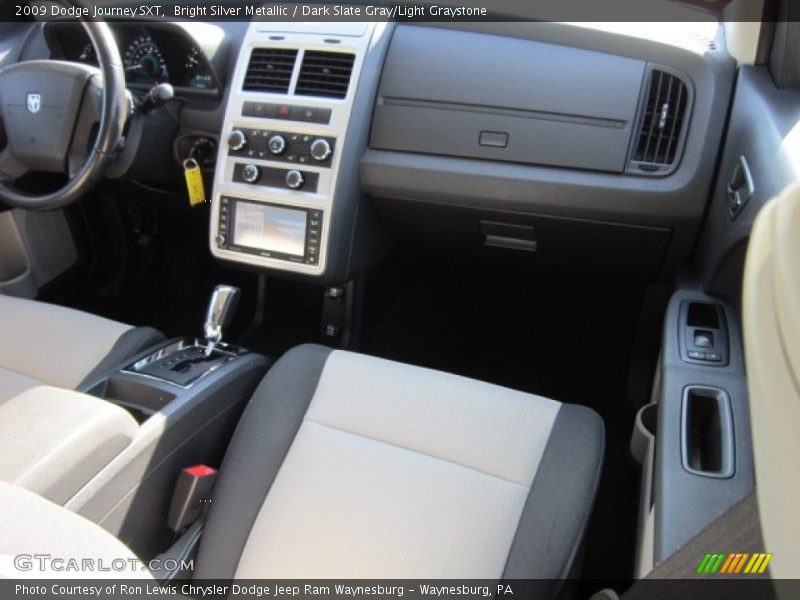 Bright Silver Metallic / Dark Slate Gray/Light Graystone 2009 Dodge Journey SXT