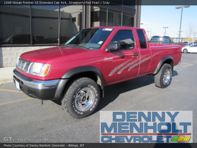 Strawberry Red Pearl / Gray 1998 Nissan Frontier XE Extended Cab 4x4