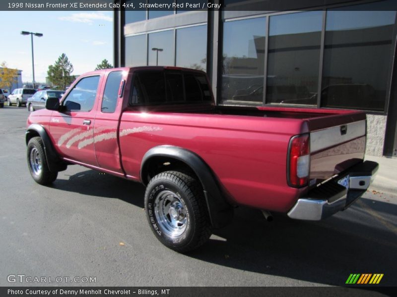 Strawberry Red Pearl / Gray 1998 Nissan Frontier XE Extended Cab 4x4