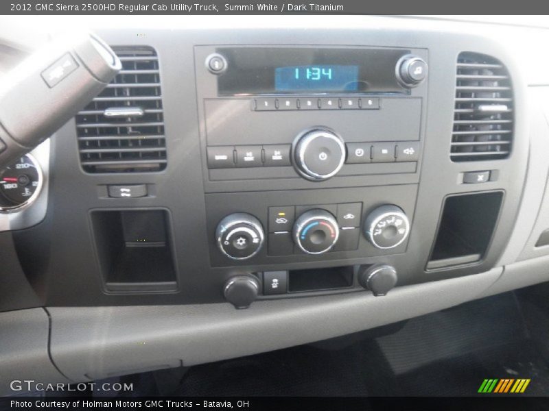 Controls of 2012 Sierra 2500HD Regular Cab Utility Truck