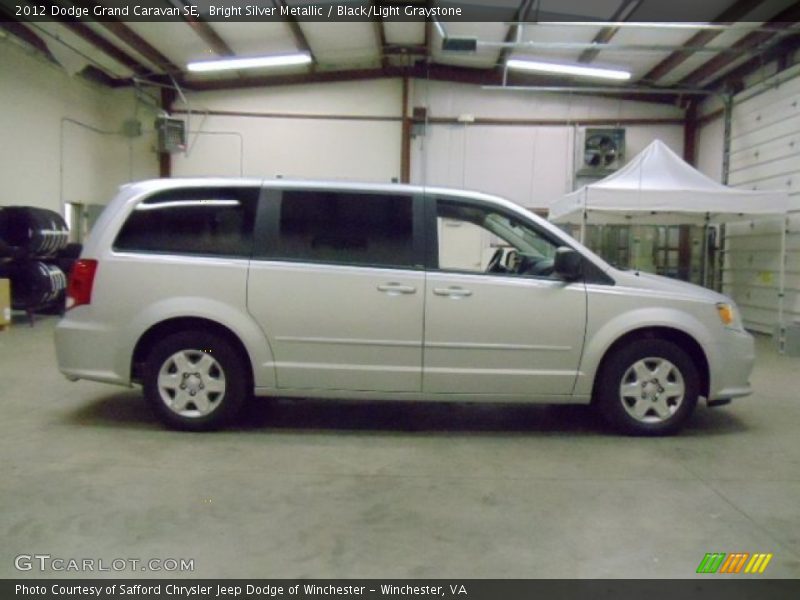 Bright Silver Metallic / Black/Light Graystone 2012 Dodge Grand Caravan SE
