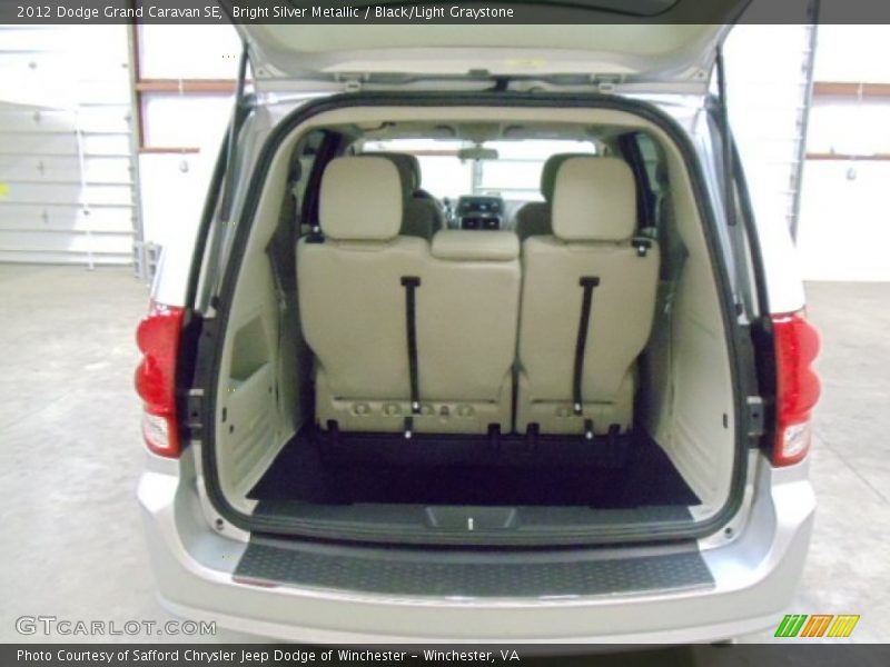 Bright Silver Metallic / Black/Light Graystone 2012 Dodge Grand Caravan SE