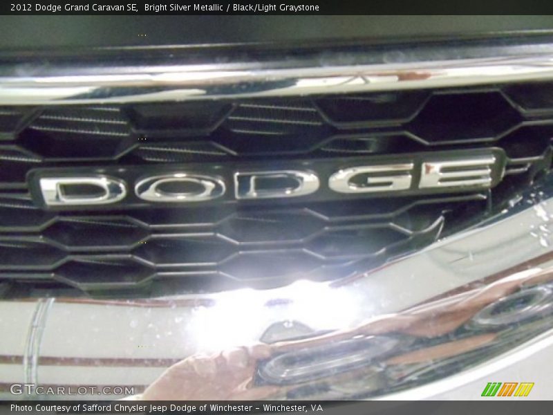  2012 Grand Caravan SE Logo