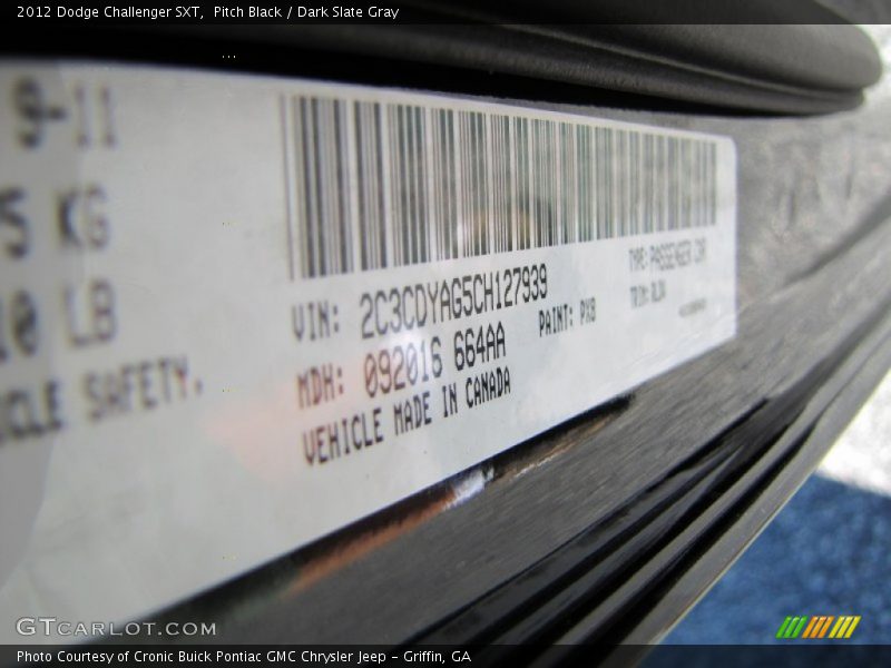 Pitch Black / Dark Slate Gray 2012 Dodge Challenger SXT