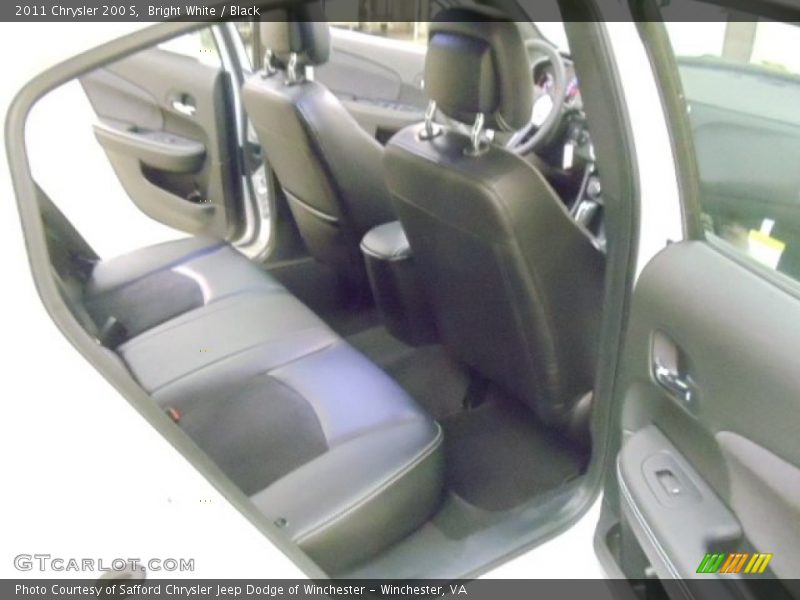 Bright White / Black 2011 Chrysler 200 S