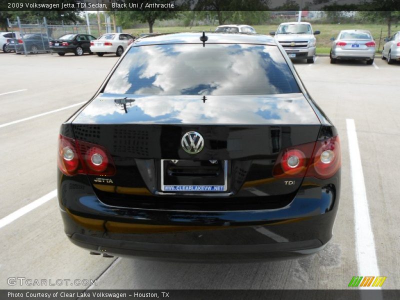 Black Uni / Anthracite 2009 Volkswagen Jetta TDI Sedan