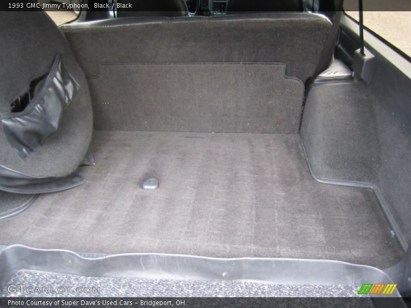  1993 Jimmy Typhoon Trunk