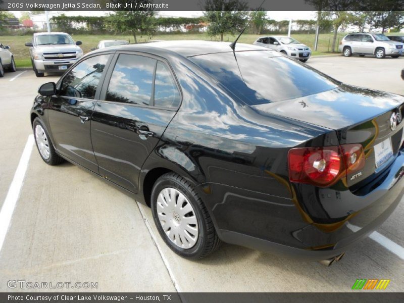 Black Uni / Anthracite 2009 Volkswagen Jetta S Sedan