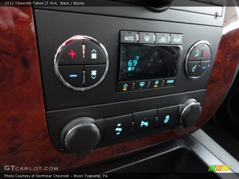 Controls of 2012 Tahoe LT 4x4