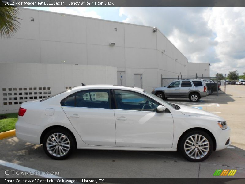 Candy White / Titan Black 2012 Volkswagen Jetta SEL Sedan