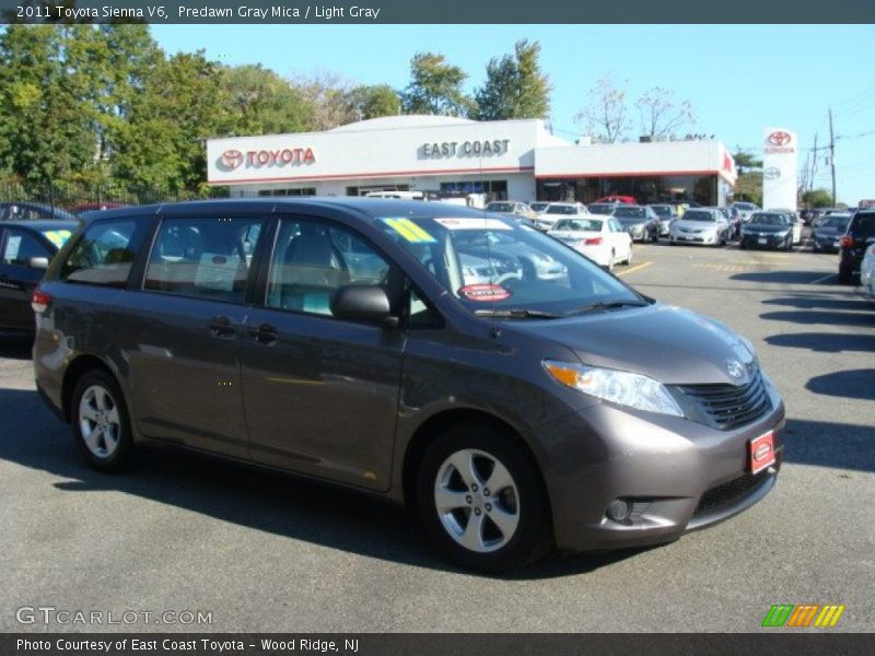 Predawn Gray Mica / Light Gray 2011 Toyota Sienna V6