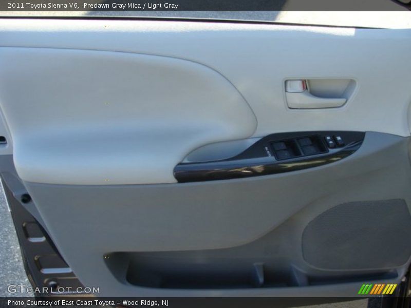 Predawn Gray Mica / Light Gray 2011 Toyota Sienna V6