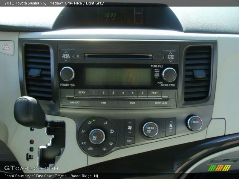 Predawn Gray Mica / Light Gray 2011 Toyota Sienna V6