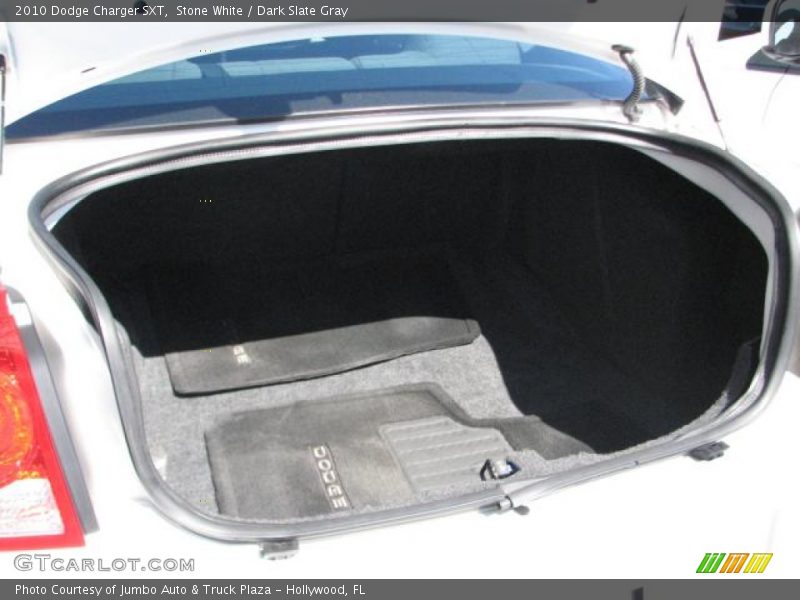 Stone White / Dark Slate Gray 2010 Dodge Charger SXT