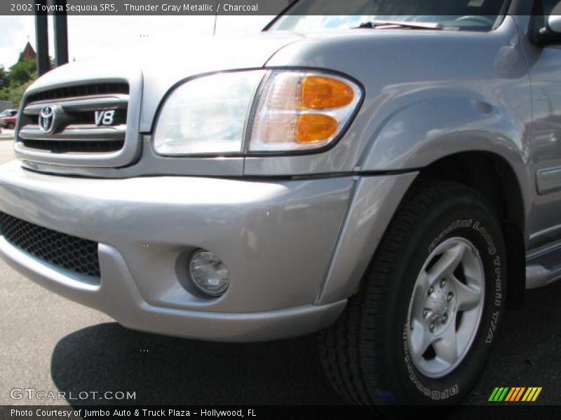 Thunder Gray Metallic / Charcoal 2002 Toyota Sequoia SR5