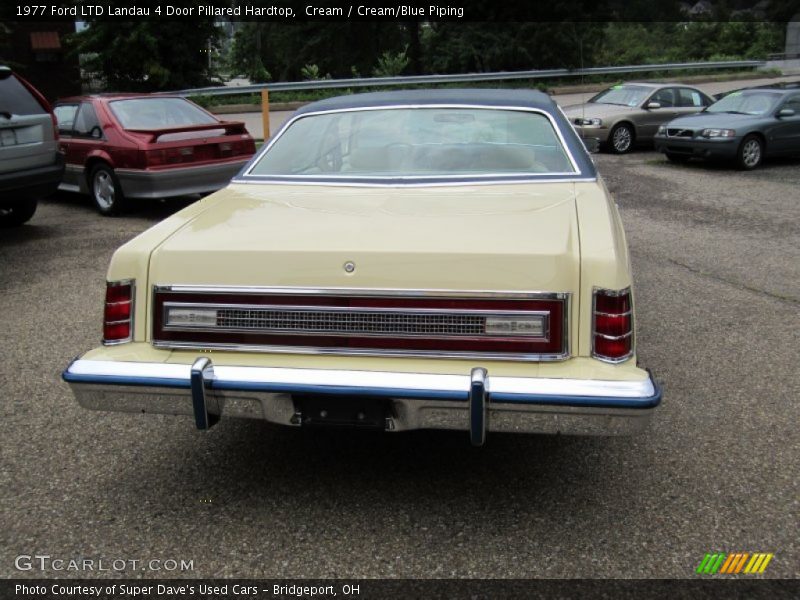 Cream / Cream/Blue Piping 1977 Ford LTD Landau 4 Door Pillared Hardtop