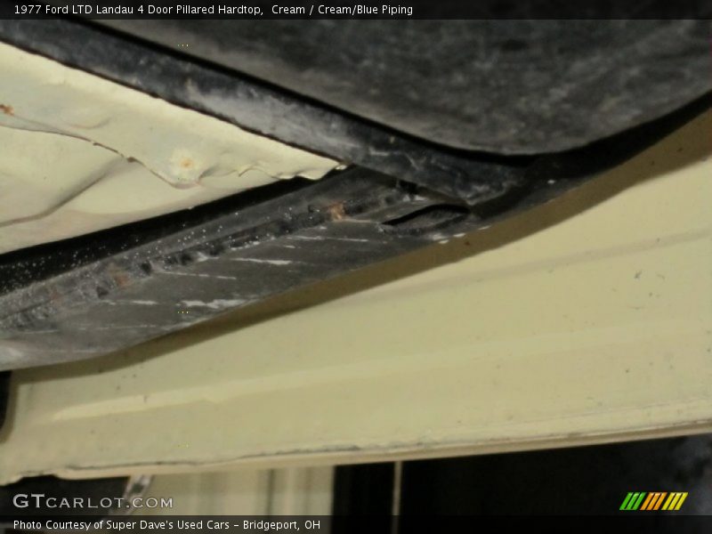 Cream / Cream/Blue Piping 1977 Ford LTD Landau 4 Door Pillared Hardtop