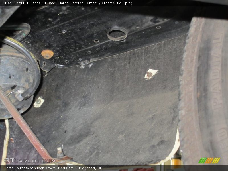 Cream / Cream/Blue Piping 1977 Ford LTD Landau 4 Door Pillared Hardtop