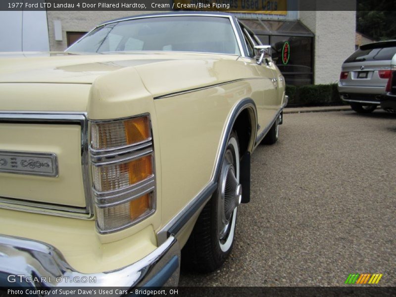 Cream / Cream/Blue Piping 1977 Ford LTD Landau 4 Door Pillared Hardtop