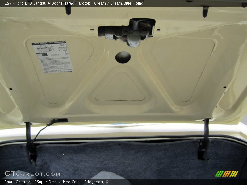 Cream / Cream/Blue Piping 1977 Ford LTD Landau 4 Door Pillared Hardtop