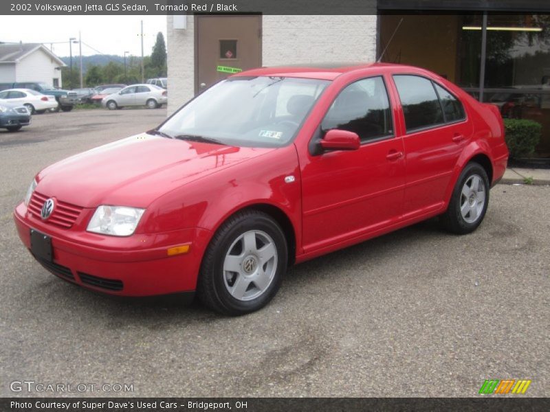 Tornado Red / Black 2002 Volkswagen Jetta GLS Sedan