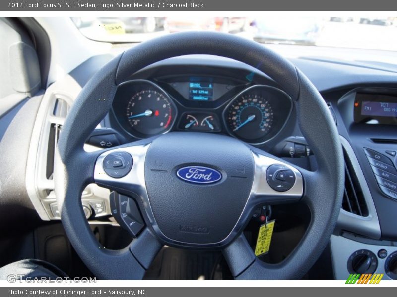 Ingot Silver Metallic / Charcoal Black 2012 Ford Focus SE SFE Sedan