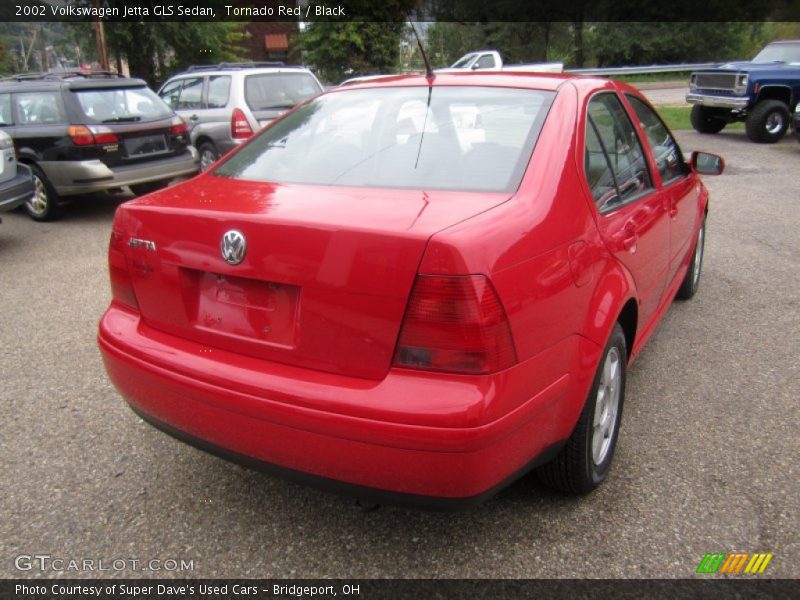 Tornado Red / Black 2002 Volkswagen Jetta GLS Sedan