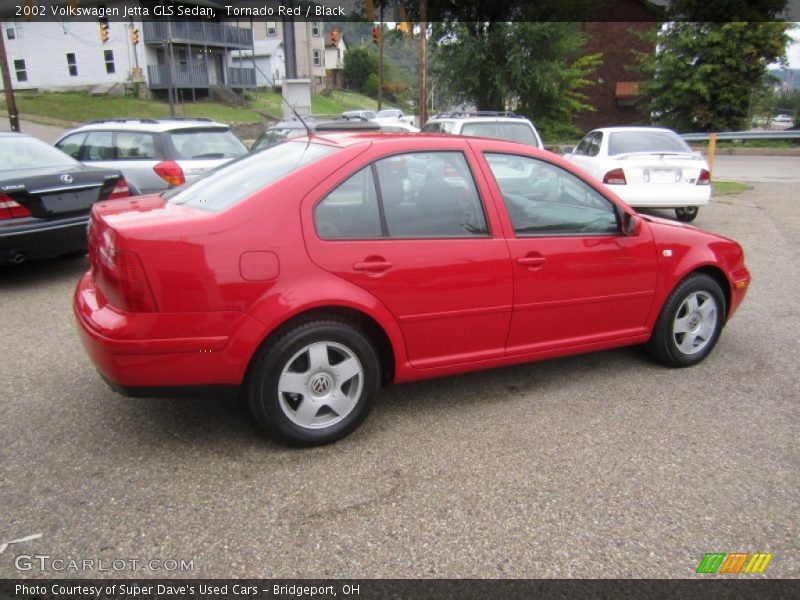 Tornado Red / Black 2002 Volkswagen Jetta GLS Sedan