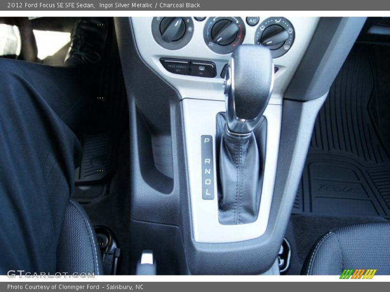 Ingot Silver Metallic / Charcoal Black 2012 Ford Focus SE SFE Sedan