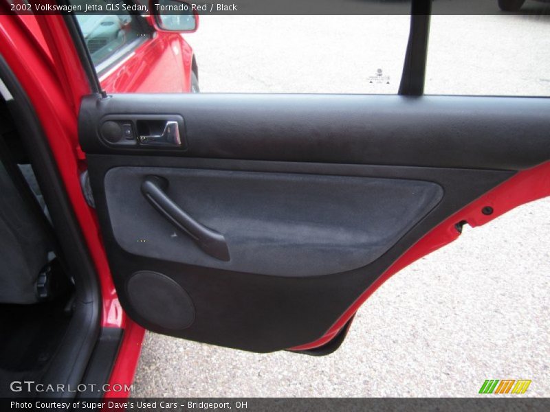 Tornado Red / Black 2002 Volkswagen Jetta GLS Sedan