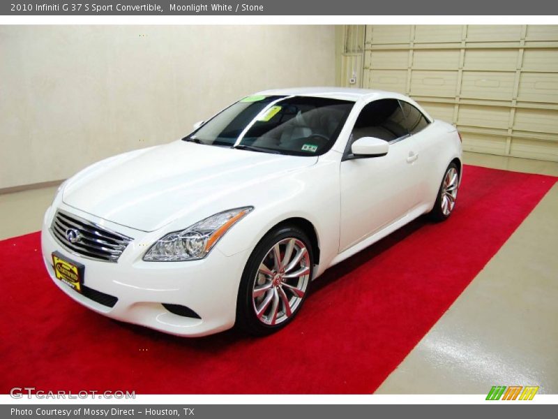 Front 3/4 View of 2010 G 37 S Sport Convertible