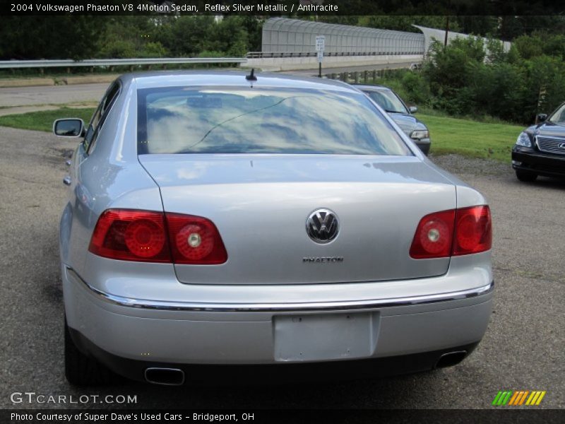 Reflex Silver Metallic / Anthracite 2004 Volkswagen Phaeton V8 4Motion Sedan