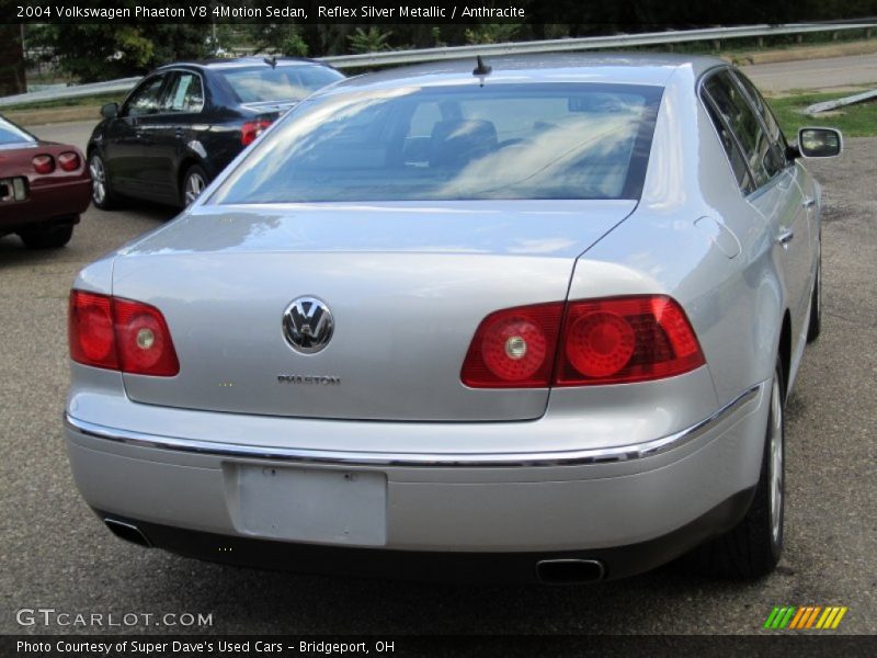 Reflex Silver Metallic / Anthracite 2004 Volkswagen Phaeton V8 4Motion Sedan