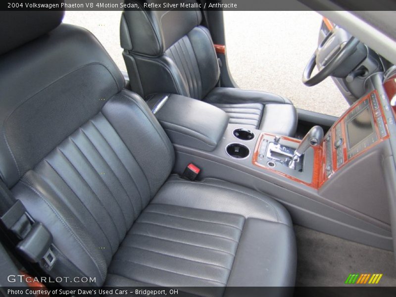  2004 Phaeton V8 4Motion Sedan Anthracite Interior