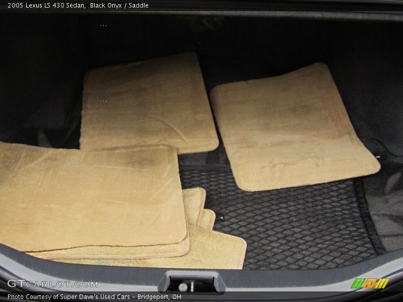 Black Onyx / Saddle 2005 Lexus LS 430 Sedan