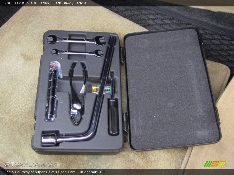 Black Onyx / Saddle 2005 Lexus LS 430 Sedan