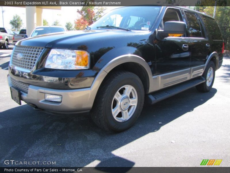 Black Clearcoat / Medium Parchment 2003 Ford Expedition XLT 4x4