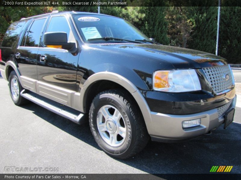 Black Clearcoat / Medium Parchment 2003 Ford Expedition XLT 4x4