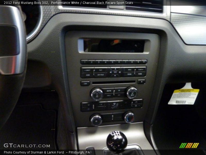 Controls of 2012 Mustang Boss 302