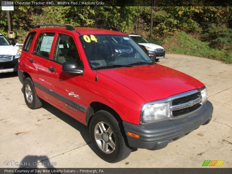 Wildfire Red / Medium Gray 2004 Chevrolet Tracker 4WD