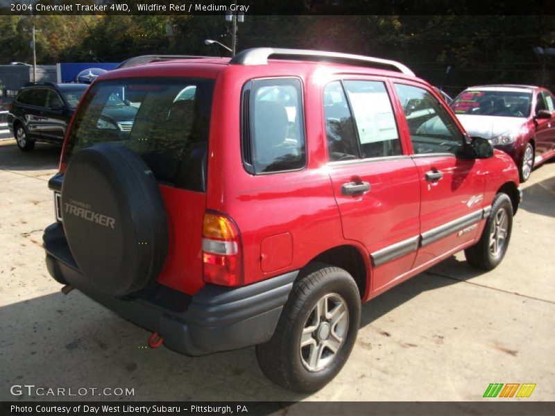 Wildfire Red / Medium Gray 2004 Chevrolet Tracker 4WD