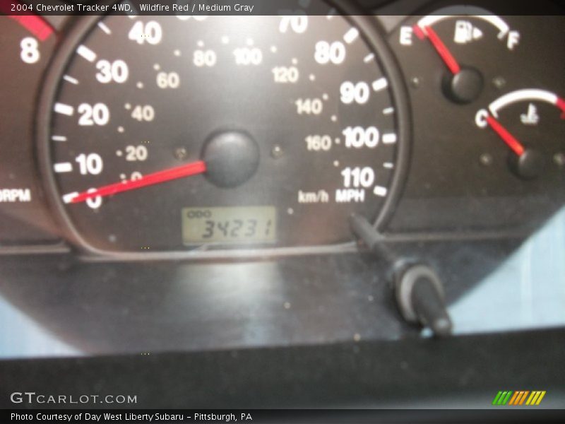 Wildfire Red / Medium Gray 2004 Chevrolet Tracker 4WD