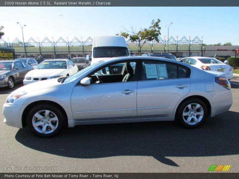 Radiant Silver Metallic / Charcoal 2009 Nissan Altima 2.5 SL