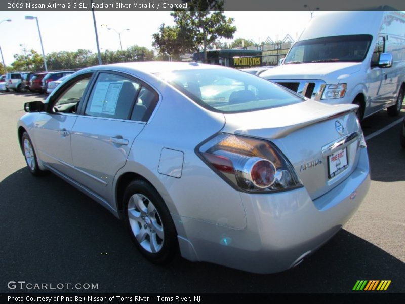 Radiant Silver Metallic / Charcoal 2009 Nissan Altima 2.5 SL
