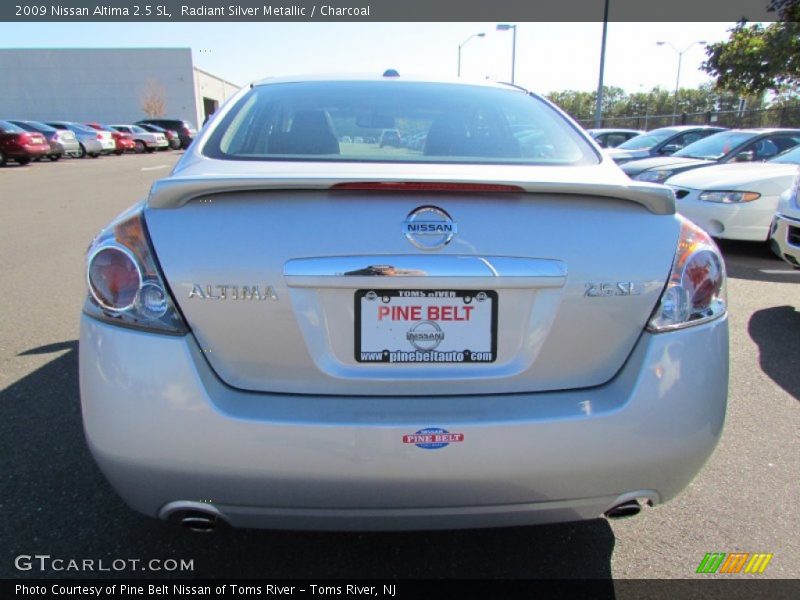 Radiant Silver Metallic / Charcoal 2009 Nissan Altima 2.5 SL