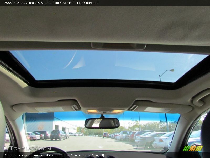 Radiant Silver Metallic / Charcoal 2009 Nissan Altima 2.5 SL