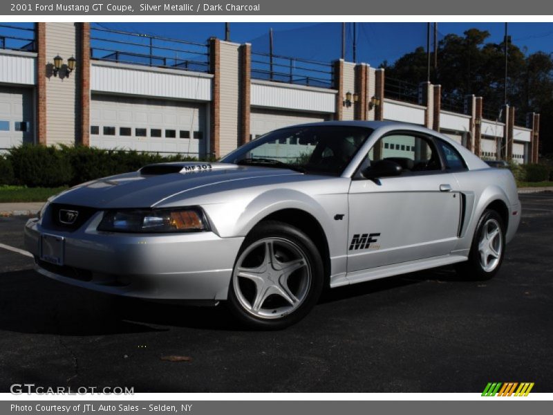 Silver Metallic / Dark Charcoal 2001 Ford Mustang GT Coupe
