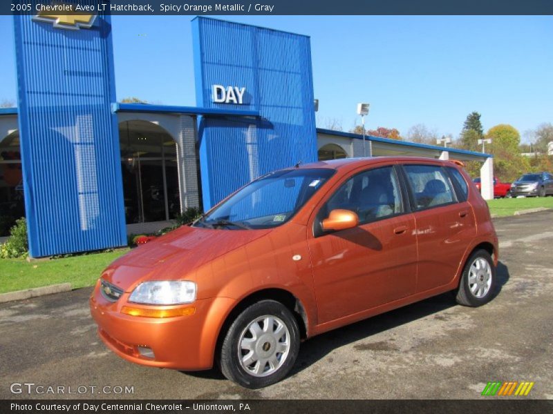 Spicy Orange Metallic / Gray 2005 Chevrolet Aveo LT Hatchback