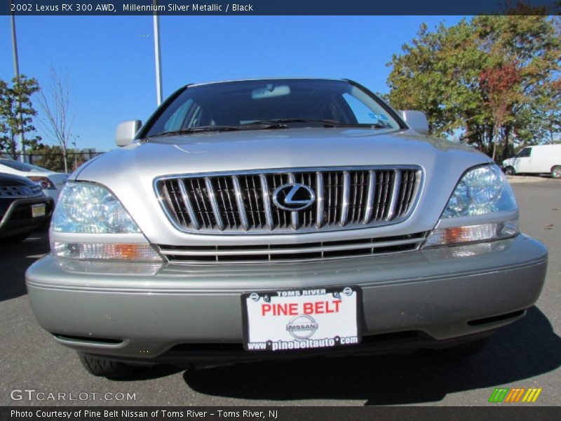 Millennium Silver Metallic / Black 2002 Lexus RX 300 AWD